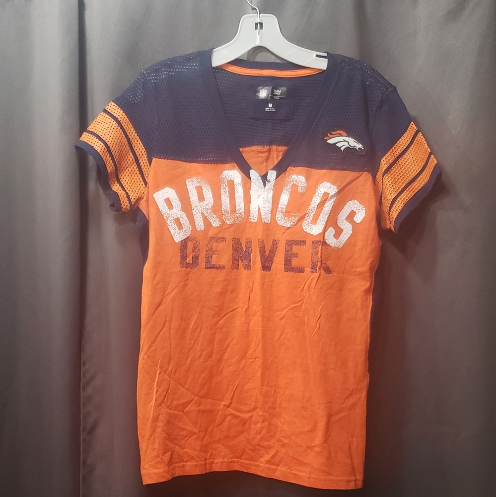 Womens Jersey Style Medium NFL Denver Broncos Football Team Apparel T-shirt